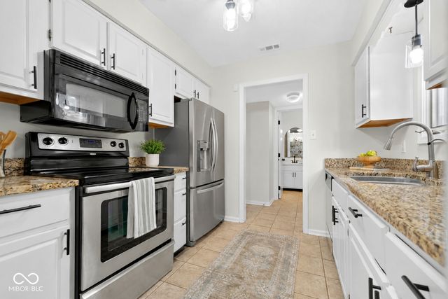 2522 Spring Hill Court, Indianapolis, IN 46268