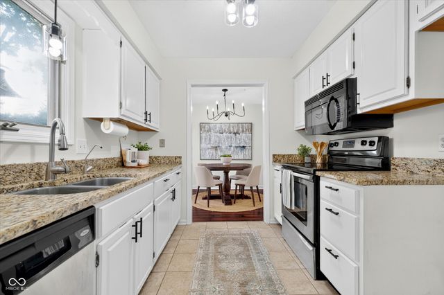 2522 Spring Hill Court, Indianapolis, IN 46268