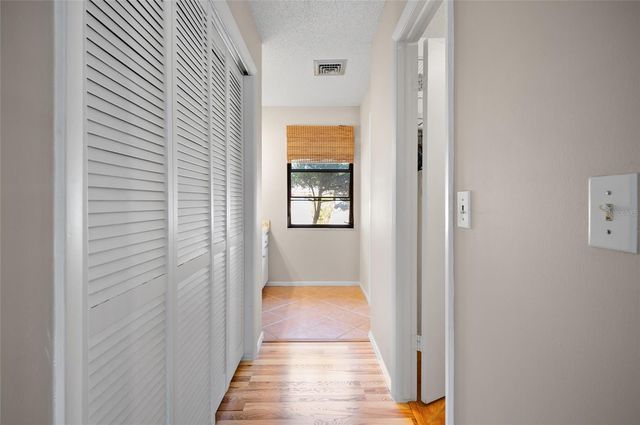 207 OBERLIN ROAD, Venice, FL 34293