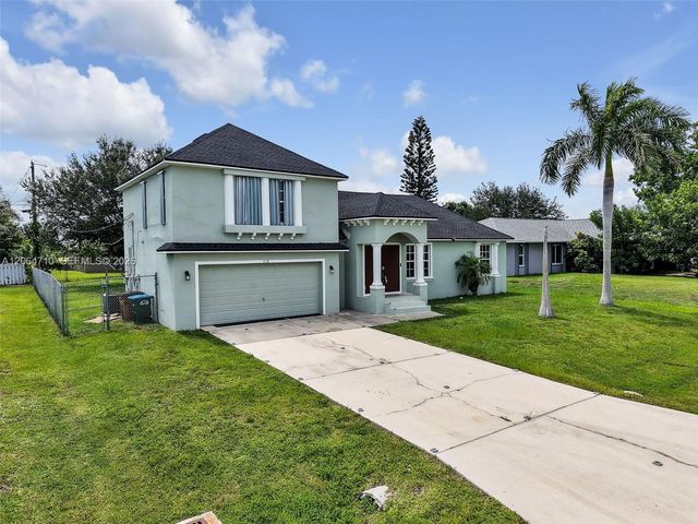 928 SE 5 Ct, Cape Coral, FL 33990