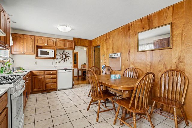 109 W Walker Street, Rolling Prairie, IN 46371