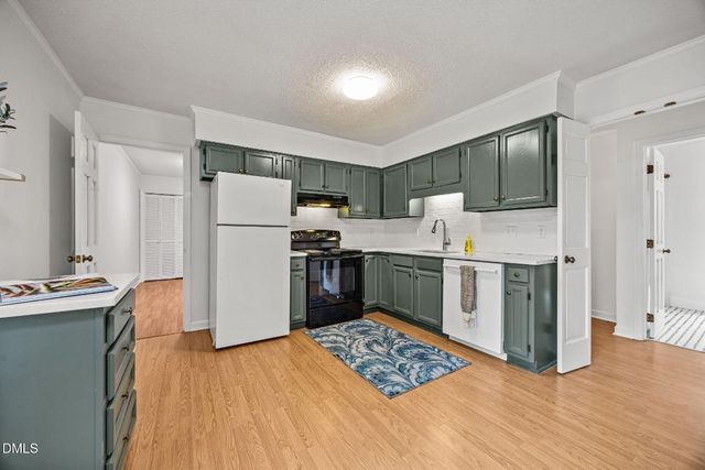 5916 Applewood Lane, Raleigh, NC 27609