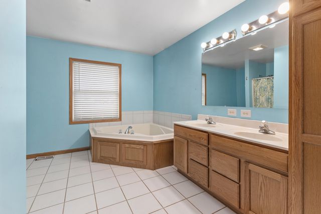 17931 Lincoln Court, Lowell, IN 46356