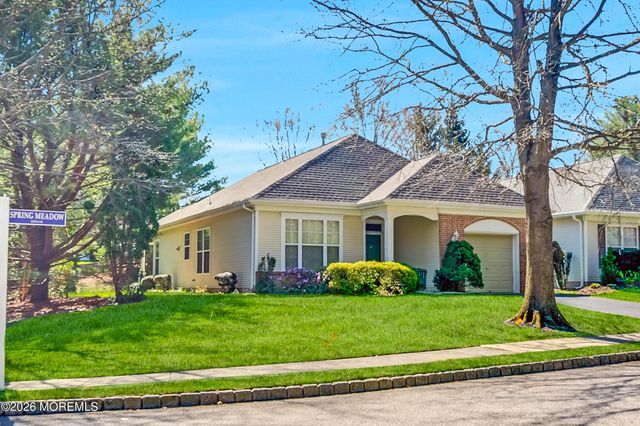 2 Spring Meadow Drive, Lakewood, NJ 08701