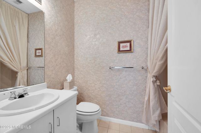 2 Spring Meadow Drive, Lakewood, NJ 08701