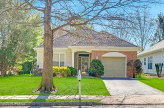2 Spring Meadow Drive, Lakewood, NJ 08701
