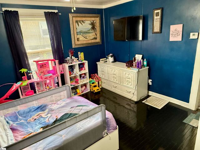 131 Montpelier Street, Gaffney, SC 29340