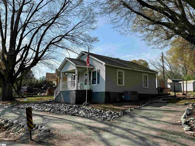 131 Montpelier Street, Gaffney, SC 29340