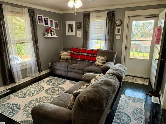 131 Montpelier Street, Gaffney, SC 29340