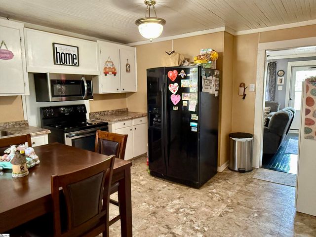 131 Montpelier Street, Gaffney, SC 29340