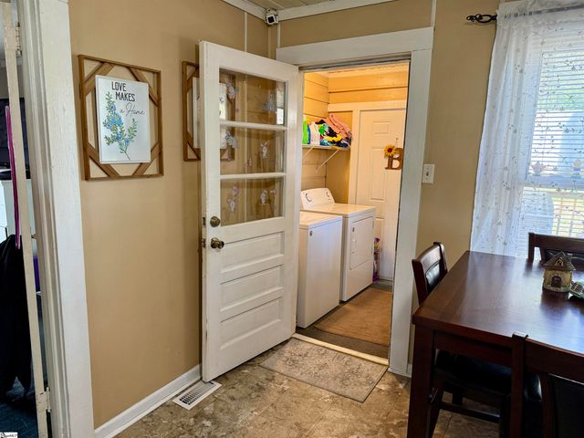 131 Montpelier Street, Gaffney, SC 29340