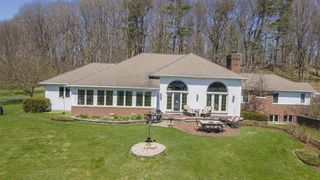 N4655 QUINTESSENCE COURT, New London, WI 54961
