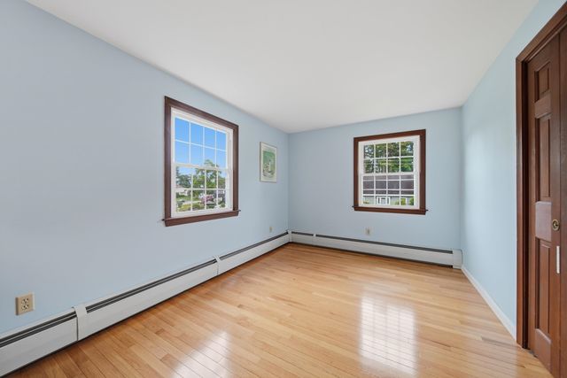 41 Nottingham Drive, Nashua, NH 03062