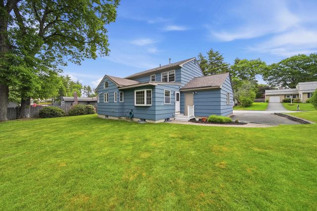 41 Nottingham Drive, Nashua, NH 03062