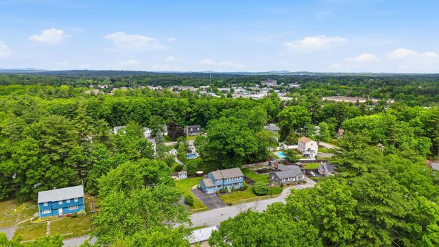 41 Nottingham Drive, Nashua, NH 03062