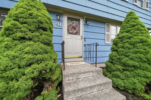 41 Nottingham Drive, Nashua, NH 03062