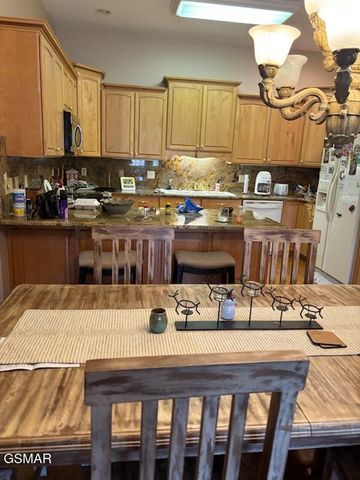 323 PAINE LAKE DRIVE, Sevierville, TN 37862