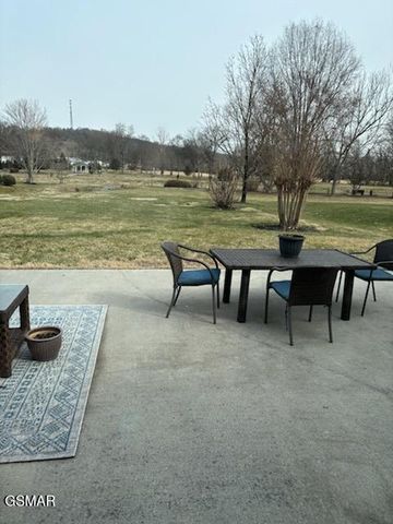 323 PAINE LAKE DRIVE, Sevierville, TN 37862