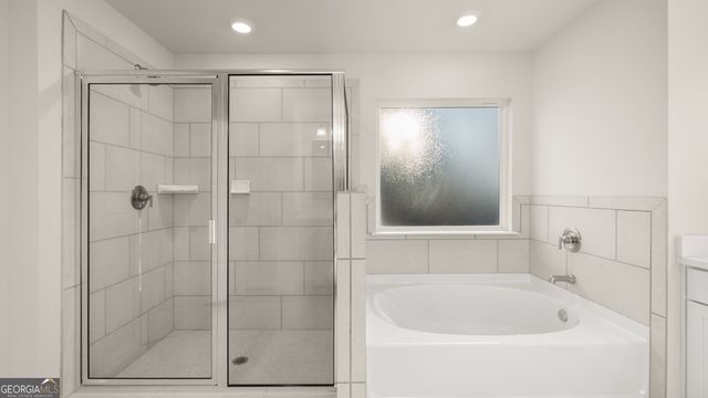 1611 LaceBark Elm Way, Lawrenceville, GA 30045