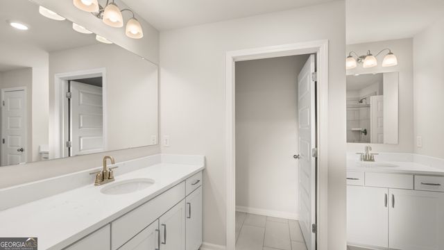 1611 LaceBark Elm Way, Lawrenceville, GA 30045