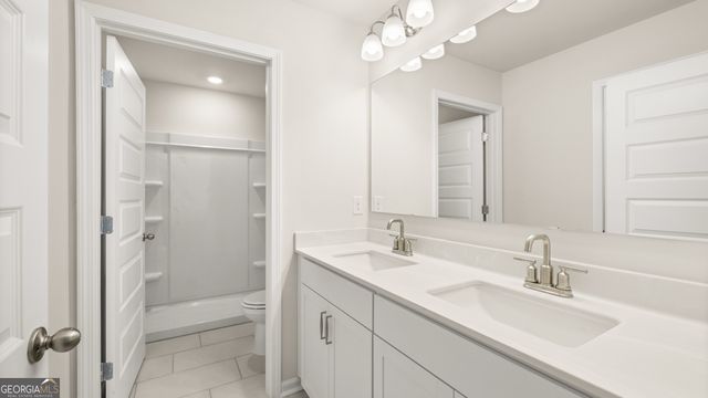 1611 LaceBark Elm Way, Lawrenceville, GA 30045