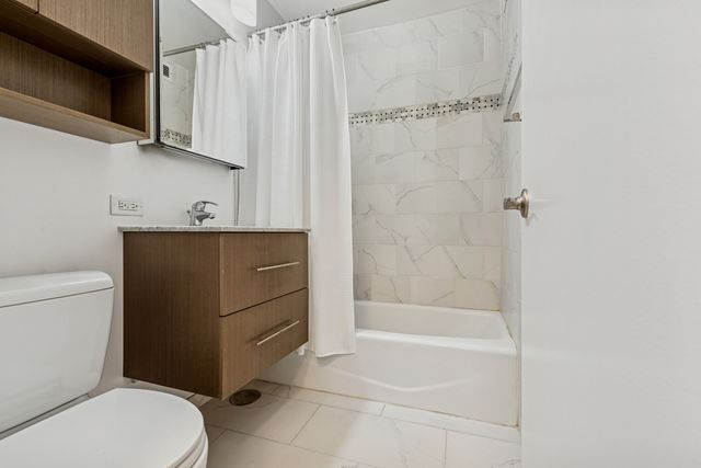 3440 N Lake Shore Drive 8C, Chicago, IL 60657