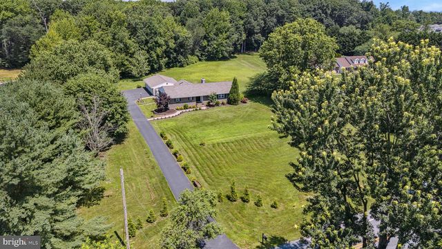 677 OLD PORTER RD, Bear, DE 19701