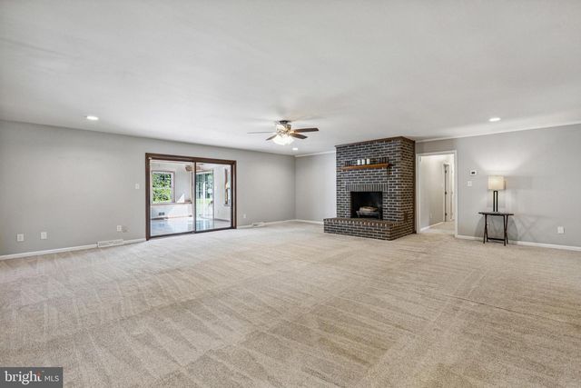 677 OLD PORTER RD, Bear, DE 19701