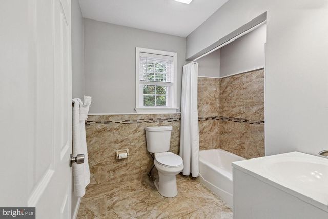 677 OLD PORTER RD, Bear, DE 19701