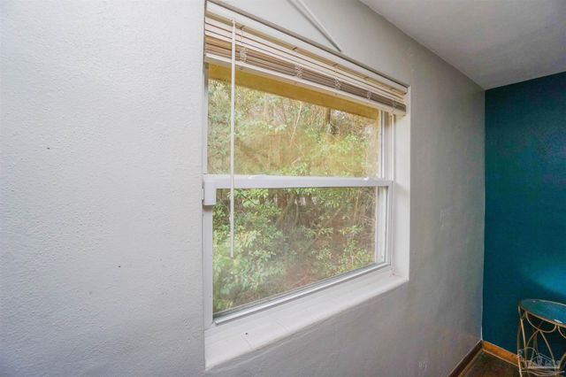 6401 Myrtle Hill Cir, Pensacola, FL 32506