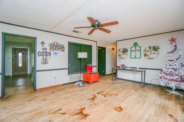 6401 Myrtle Hill Cir, Pensacola, FL 32506