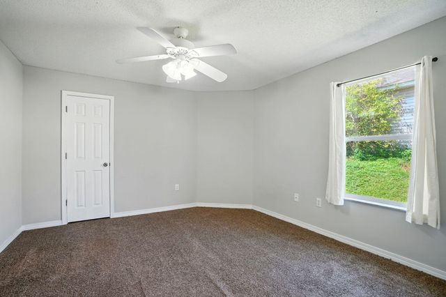 131 Nivana Drive, Crestview, FL 32536