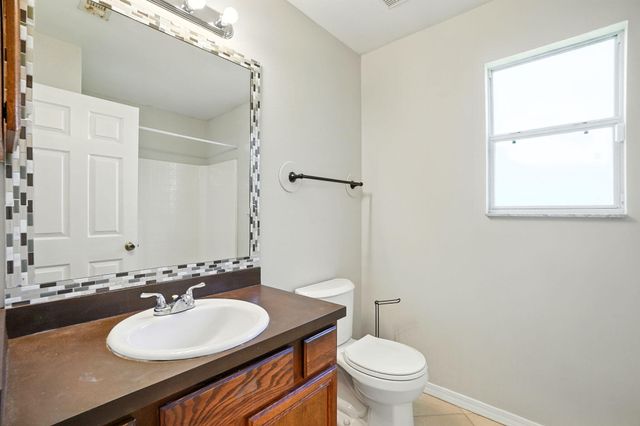 131 Nivana Drive, Crestview, FL 32536