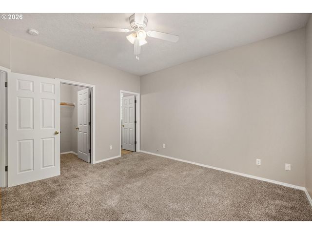 730 Ne PACIFIC Dr, Fairview, OR 97024