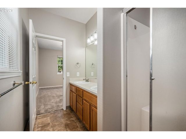 730 Ne PACIFIC Dr, Fairview, OR 97024