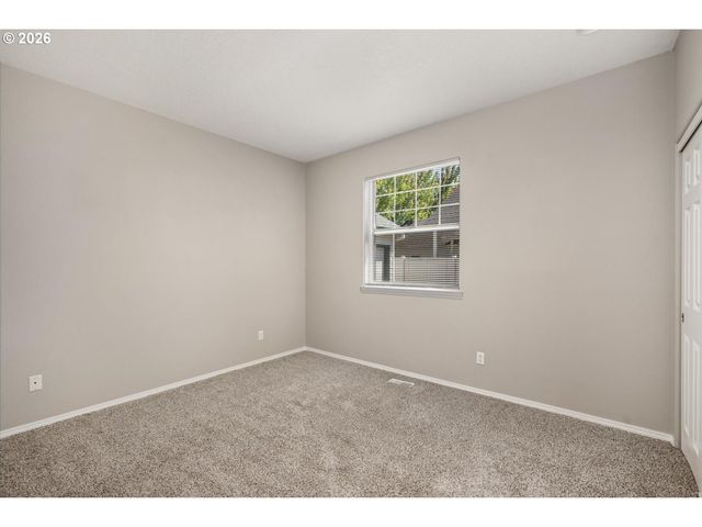 730 Ne PACIFIC Dr, Fairview, OR 97024
