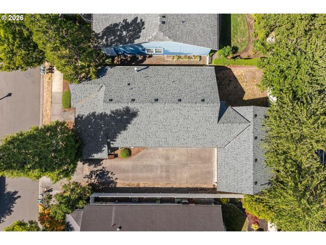 730 Ne PACIFIC Dr, Fairview, OR 97024