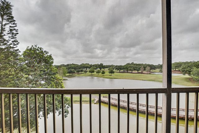 3001 W Rolling Hills Circle 501, Davie, FL 33328