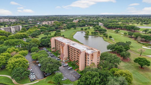 3001 W Rolling Hills Circle 501, Davie, FL 33328