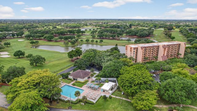 3001 W Rolling Hills Circle 501, Davie, FL 33328