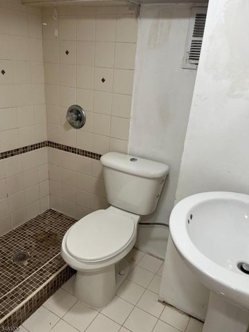 133 Dixon Ave, Paterson City, NJ 07501