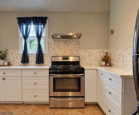 133 Dixon Ave, Paterson City, NJ 07501