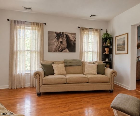 133 Dixon Ave, Paterson City, NJ 07501