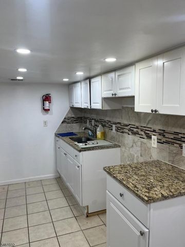133 Dixon Ave, Paterson City, NJ 07501