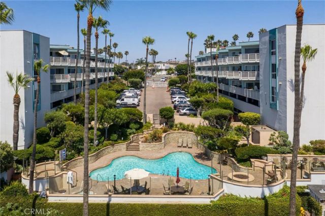 610 The Village 312, Redondo Beach, CA 90277