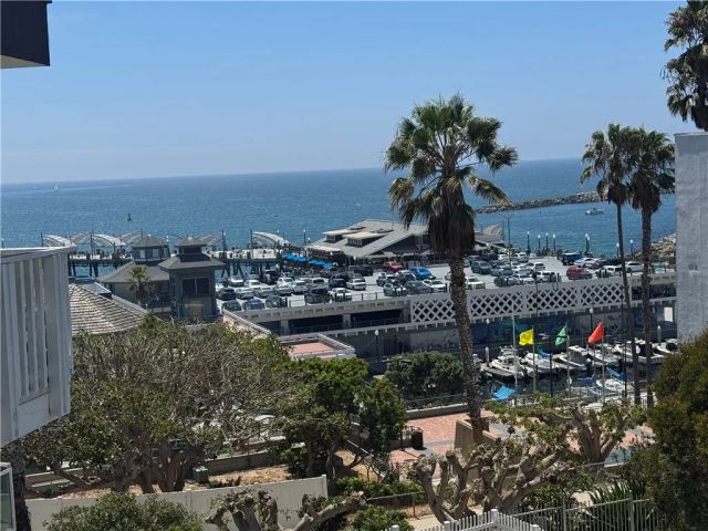 610 The Village 312, Redondo Beach, CA 90277