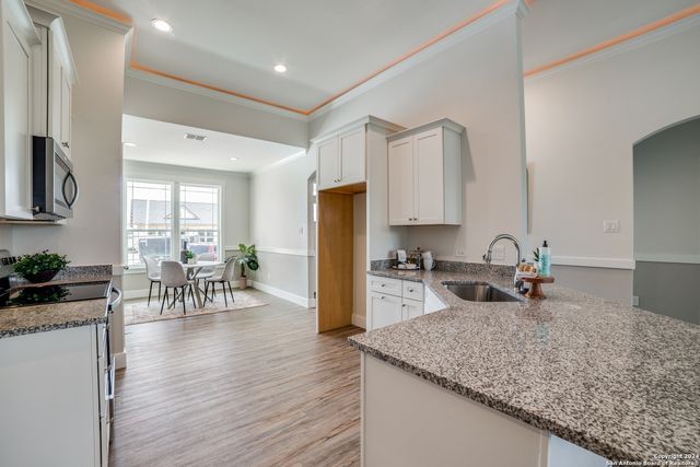 166 Lost Maples Way, Marion, TX 78124