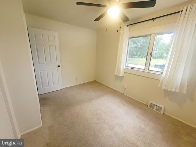 8903 JEFF MAR DR, Glen Burnie, MD 21061