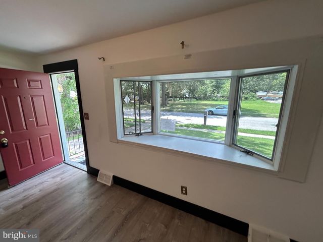 8903 JEFF MAR DR, Glen Burnie, MD 21061