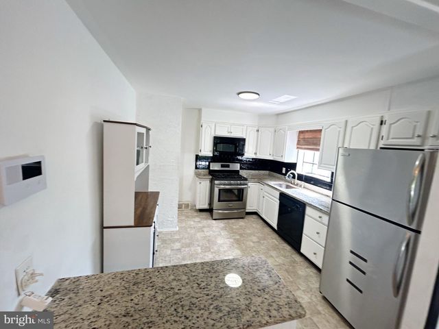 8903 JEFF MAR DR, Glen Burnie, MD 21061